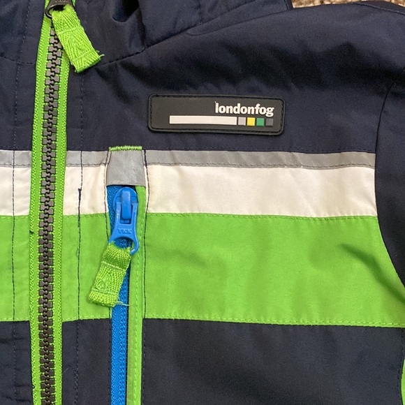 2T London Fog fall coat - Picture 2 of 5